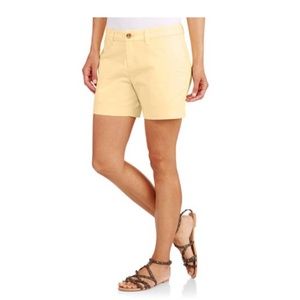 Faded Glory Ladies Chino short size 18